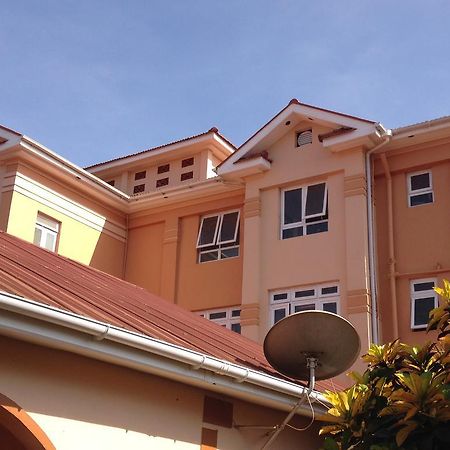 J Residence Motel Entebbe Zewnętrze zdjęcie