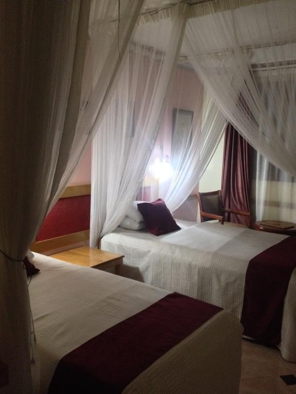 J Residence Motel Entebbe Pokój zdjęcie