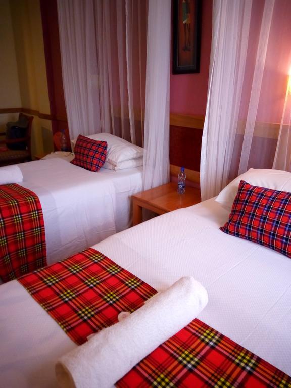 J Residence Motel Entebbe Zewnętrze zdjęcie