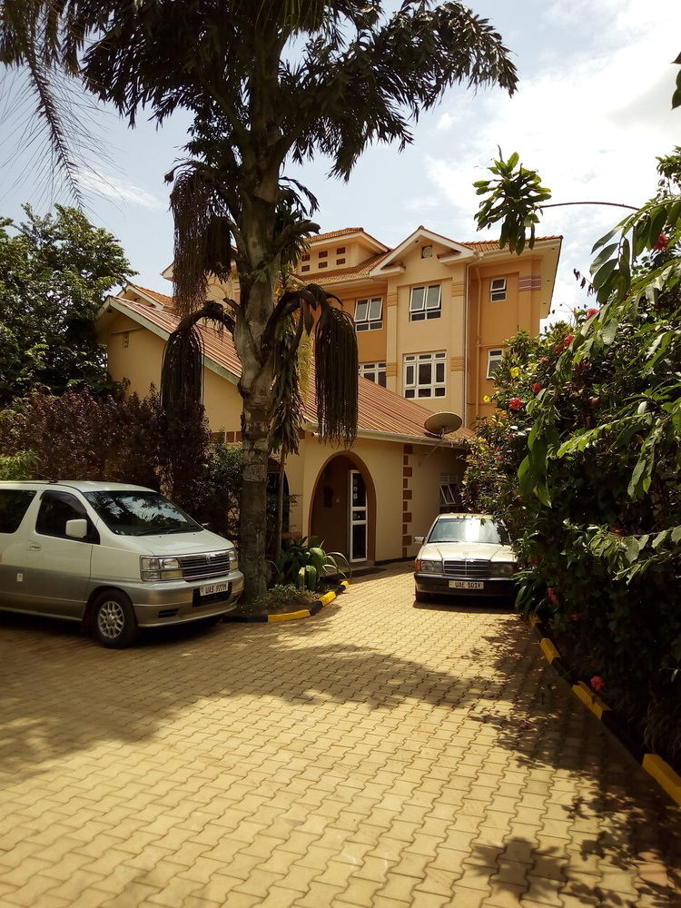 J Residence Motel Entebbe Zewnętrze zdjęcie